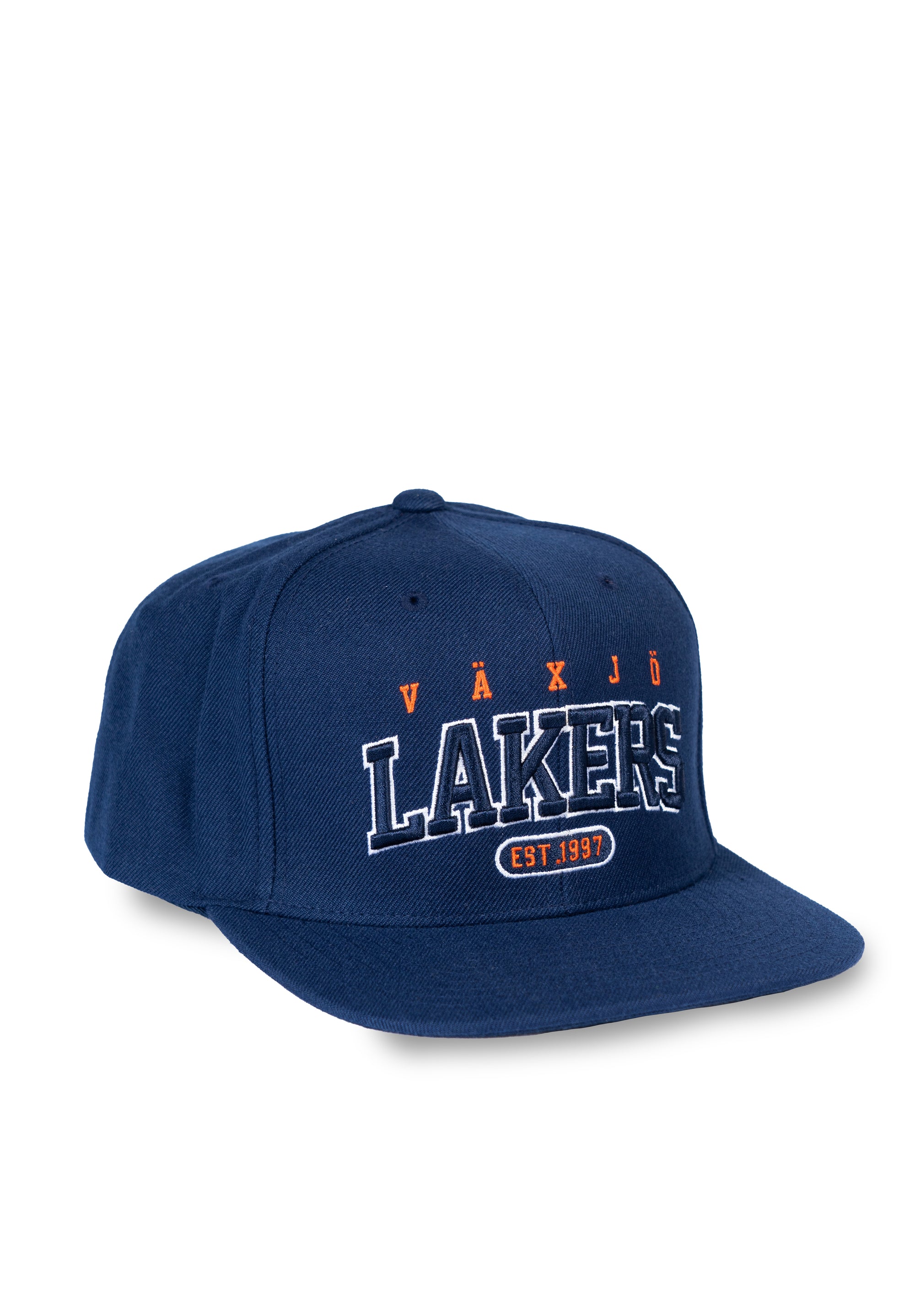 CCM keps Navy Lakers